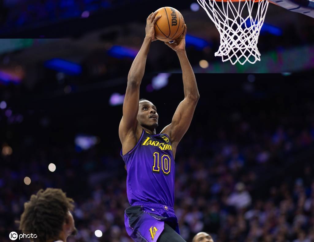 Shams：湖人计划签下科洛科和马农 均为双向合同